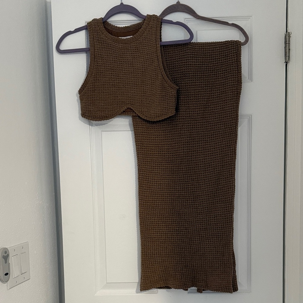 Sabo Skirt Brown Crocheted Maxi Skirt & Crop Top Set - Picture 3 of 5
